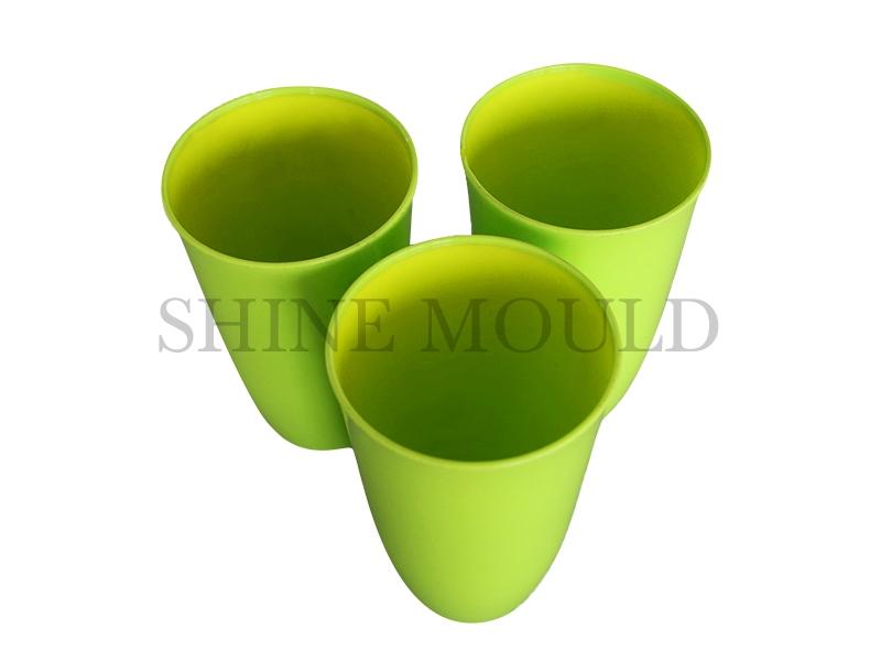 Creating Quality Buckets with Precision Bucket Moulds
